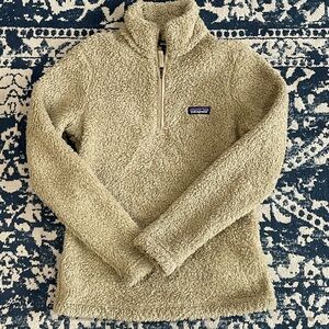Patagonia Women's Cream Fleece Sweater